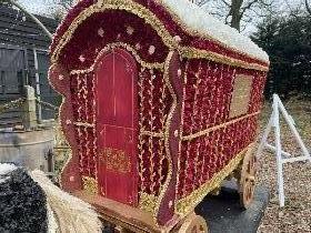 4ft long Reading wagon with Horse