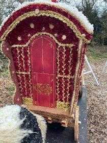 4ft long Reading wagon with Horse