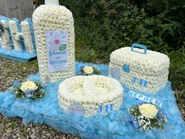 Baby bathing Tribute