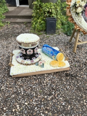 Royal Crown Derby Tea cup and biscuits